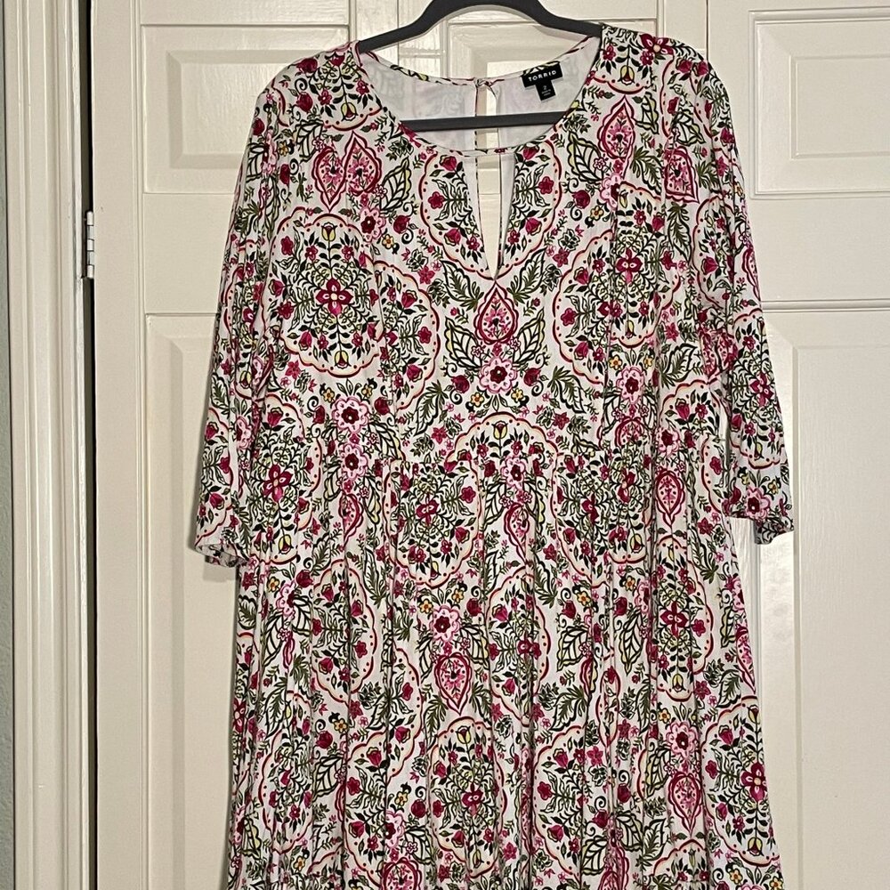 Torrid Ivory Floral Print Challis Skater Dress Pink Green - 2X - EUC